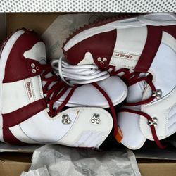 Snow Board Boots (size 6 Women’s)