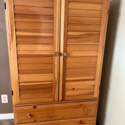 Dresser 
