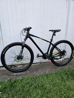 Northrock XC27 Mountain Bike