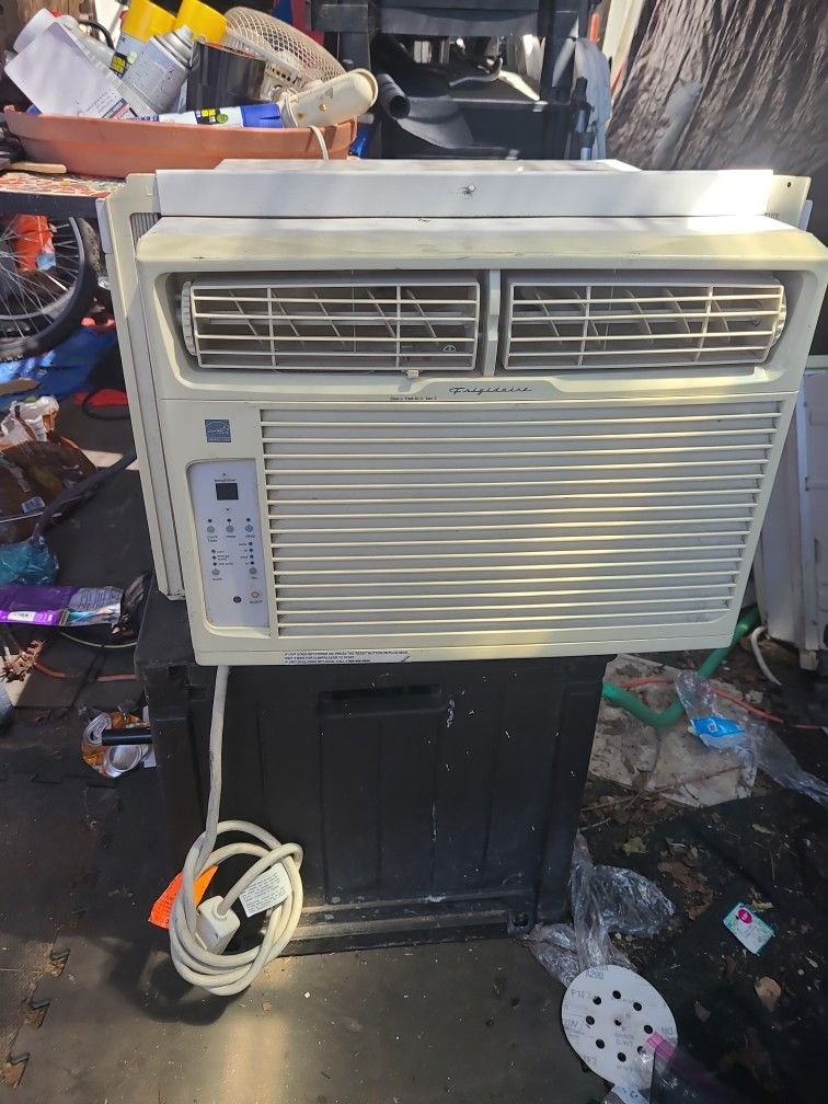 Frigidaire Air Conditioner
