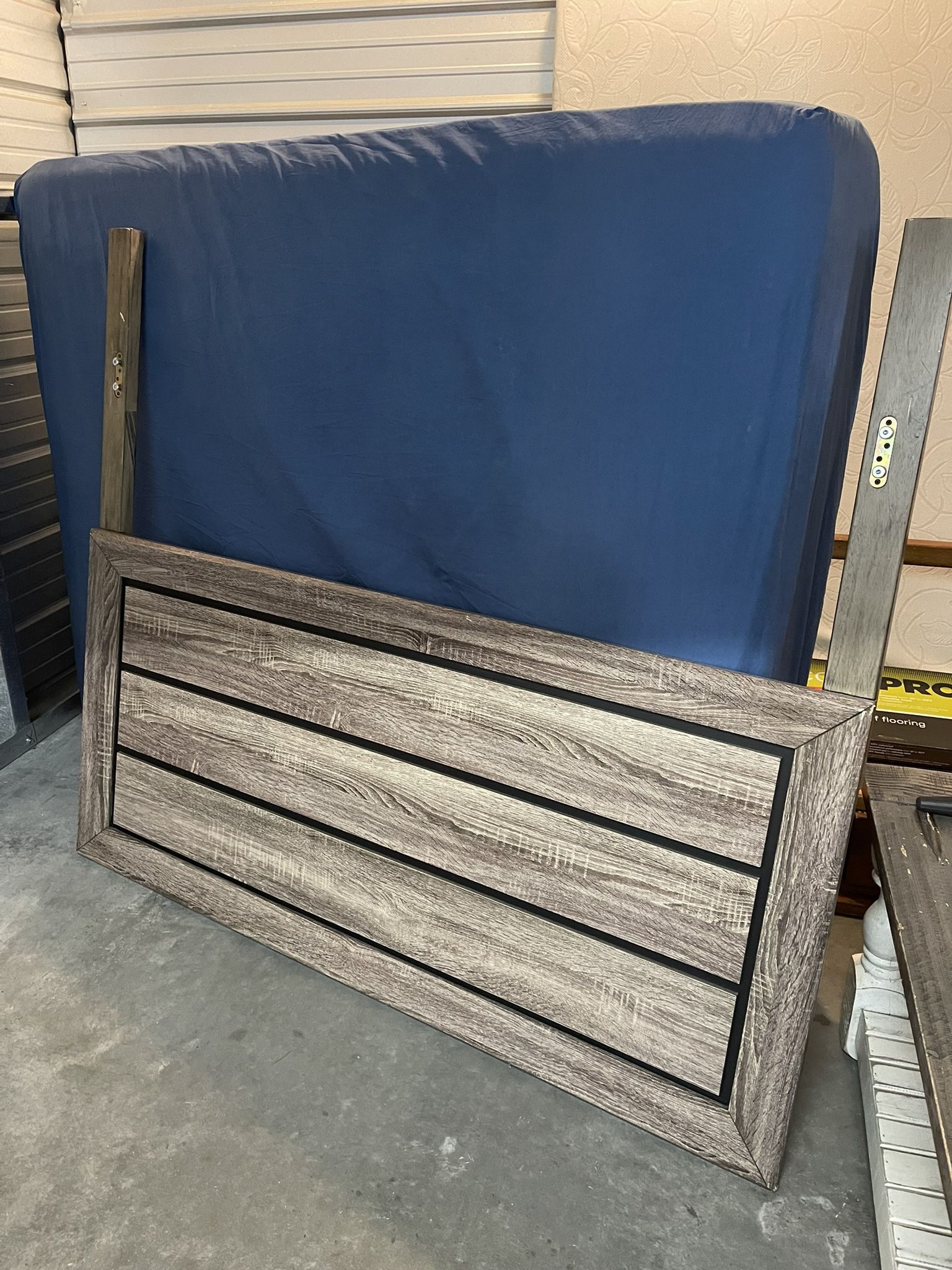 Pottery Barn Queen Bedframe