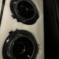 G63 Headlights Without Bulb