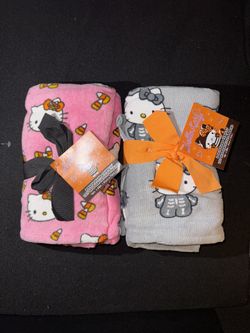 Hello Kitty Hand Towels