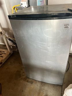 Kennmore mini fridge
