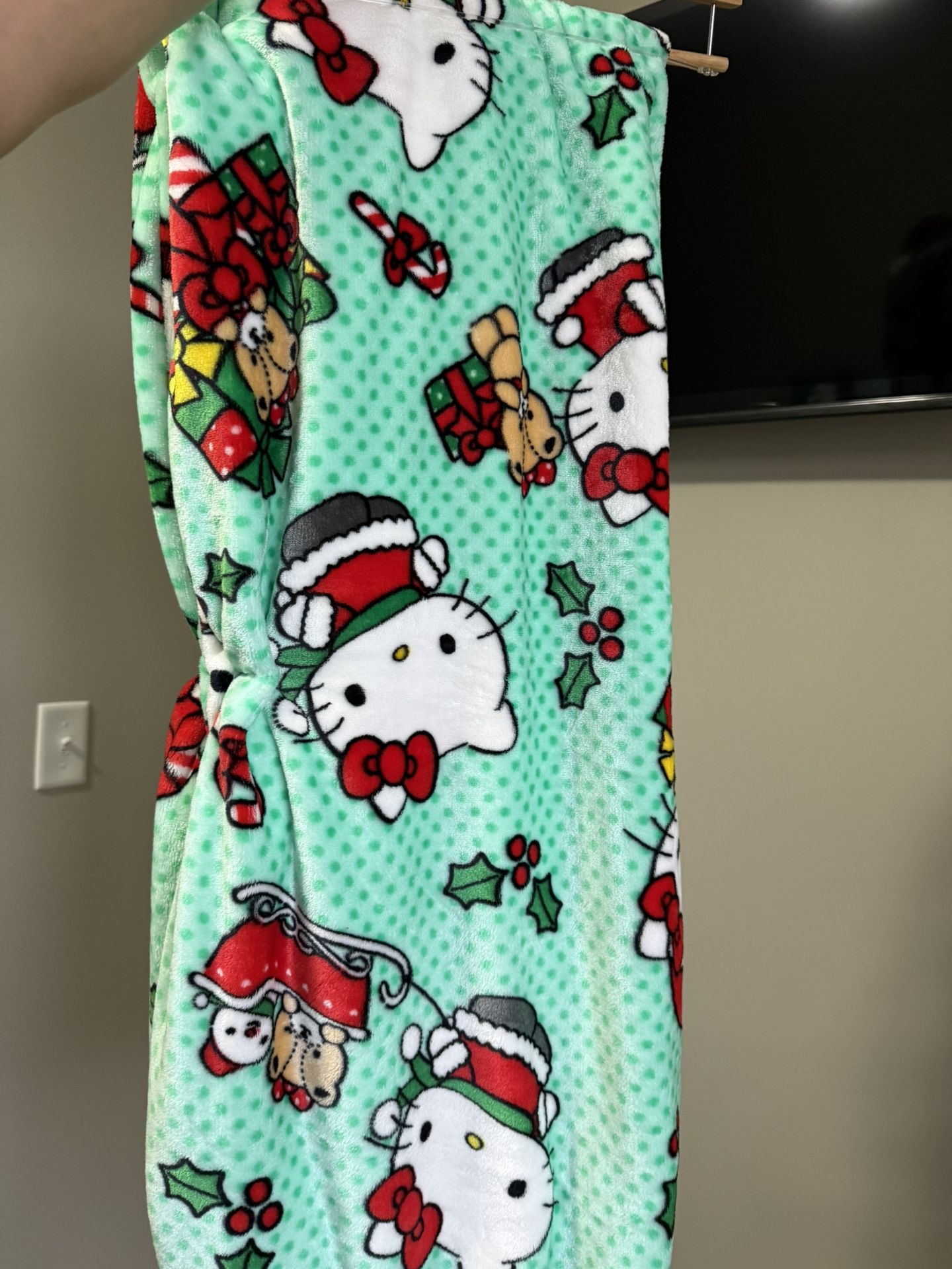 Hello Kitty Xmas Blankets