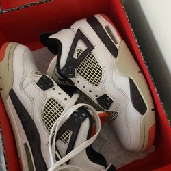 Jordan 4s Size 6.5