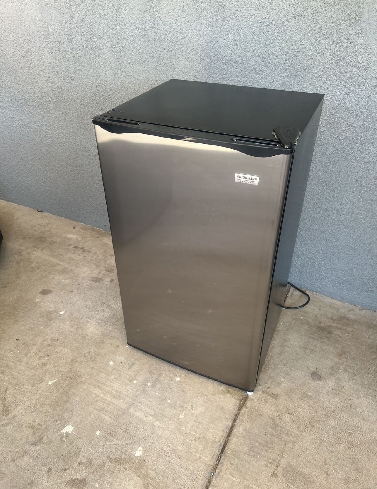 Frigidaire Refrigerator