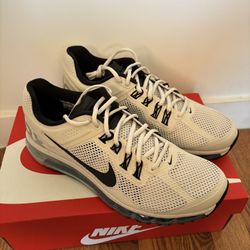 Nike Air Max 2013 Men Size 10.5 