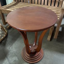 Round Table
