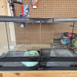 27 gallon front and top doored Terrarium 30x12x17"