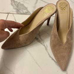 Vince Camuto slide on heels sz 9