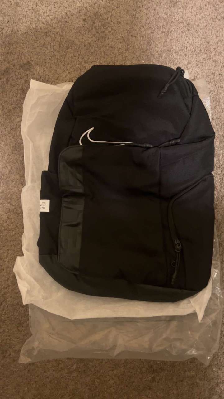 Nike Elite Bag