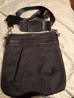 Lds Blk Monogram Calvin Klein Ceossbody