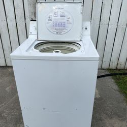Washing Machine By GE. Super Capacity 15 Cycle