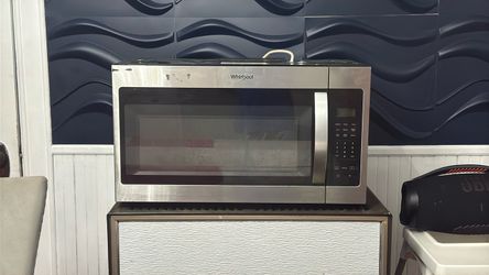 Whirlpool Stainless Steel Microwave
