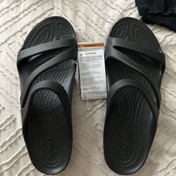 Black Crocs  Size 10 