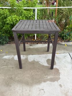 Outdoor Bar Height Patio Table