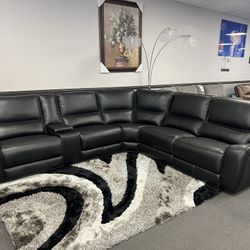 Black Leather Sofa Sectional w/ Wireless Charger & Hidden Cup Holder 