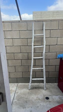 Book Case Blanket Ladder