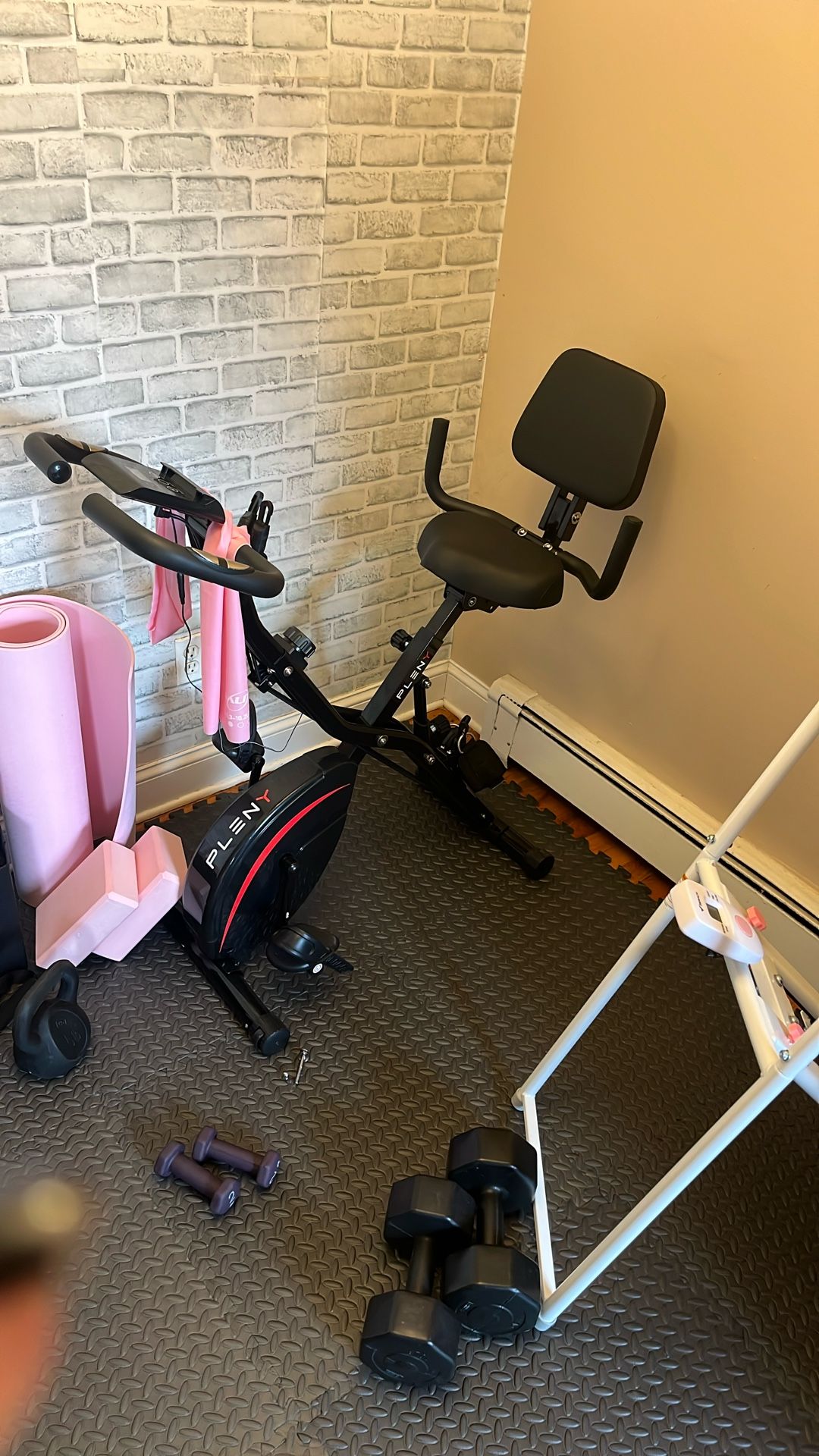 Exercise Bike! (pick Up Or Drop Off Only No Shipping)