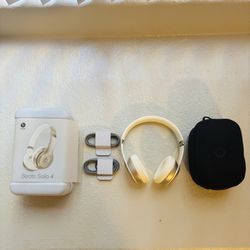 Authentic Beats Solo 4 