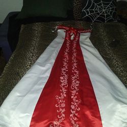 Red & White Wedding Dress ( Size 5-6 )