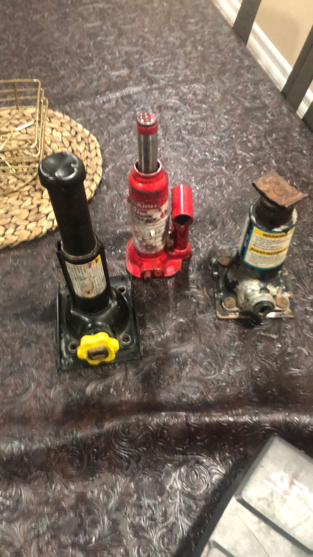 3 Car jacks