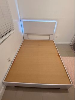 Bedroom set