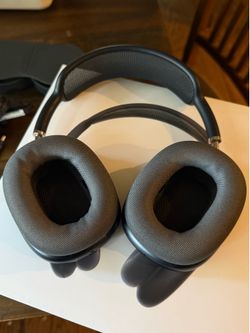 Airpods max Midnight Model A3184 USB-C