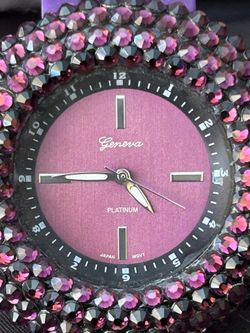 CUTE SPARKLING GENEVA WATCH 