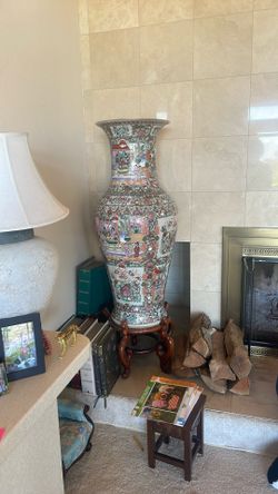 Ceramic Chinese Vase