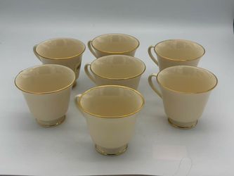 Set of 7 Lenox Hayworth Cosmopolitan Gold Trim Cream Ivory Coffee Tea Cups USA