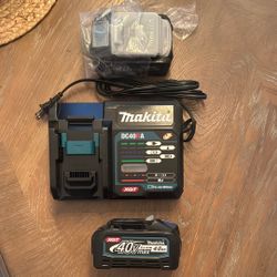 Makita 40v Max Lithium 4.0 Batteries Plus Charger OBO