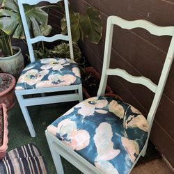 Beautiful Floral 2 Foldable Chair With Cushion