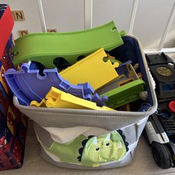 Peppa Pig All Around Peppa's Town Set with Adjustable Track