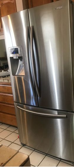 Looking 4 A  Refrigerator