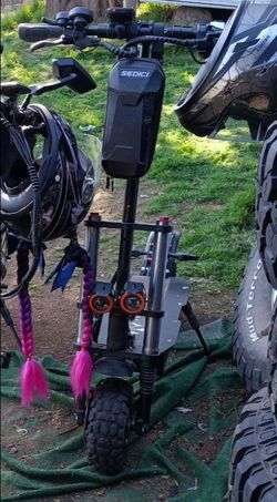 6,000 watt Hyper scooter