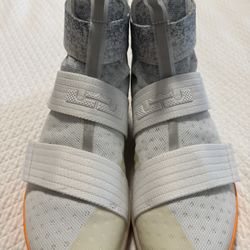 2016 Nike LeBron James Zoom Soldier 10 X ID John Elliott  Sz 10.5