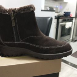 KHOMBU Boots 