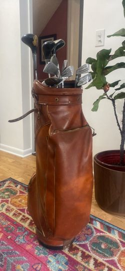 Vintage Left Handed Golf Clubs With Leather Bag