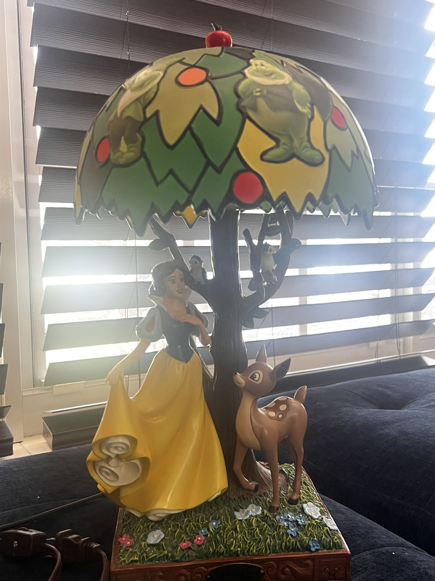 Disney Snow White Collectible Lamp – Display Piece