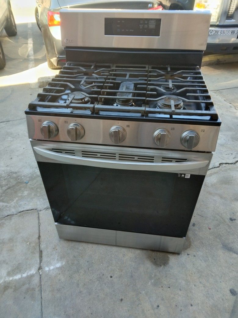 Stove- LG - Non Stick Oven! - With Delivery 