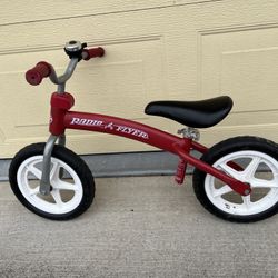 Radio Flyer Balance Bike 