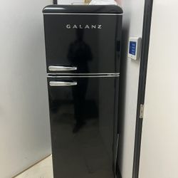 Galanz Refrigerator 