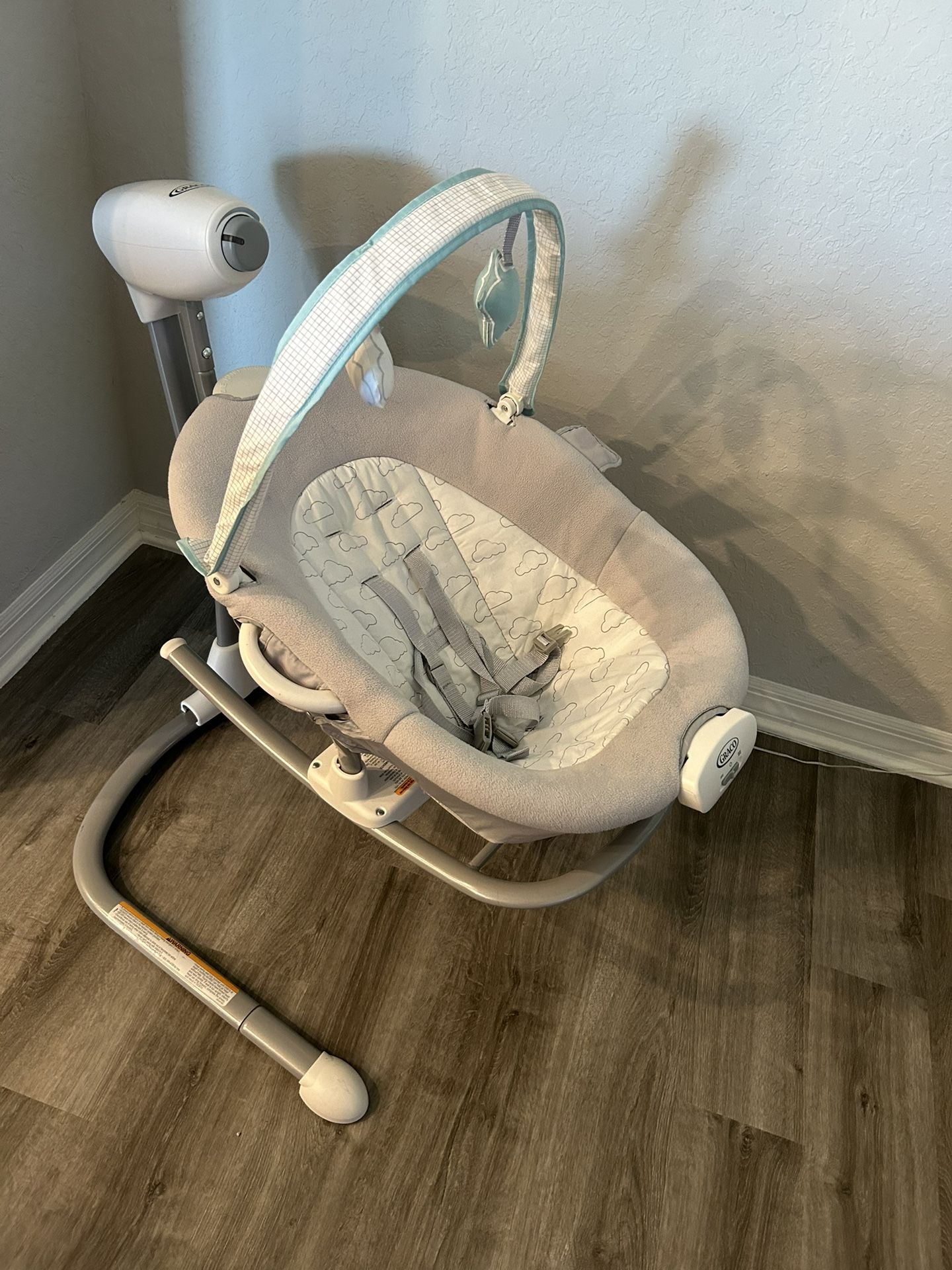 Graco 2 In 1 Baby Swing And Rocking Chair