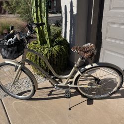 Women’s Electra Townie 3 Speed Cruiser Bike
