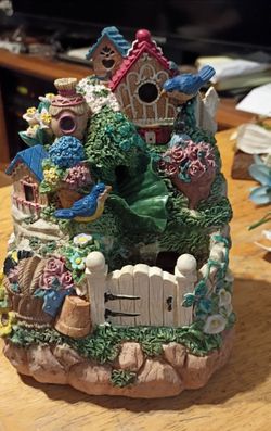 Ceramic bird house fountain