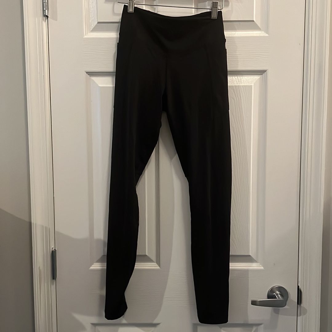 PINK Ultimate Leggings for Sale in Frederick, CO - OfferUp