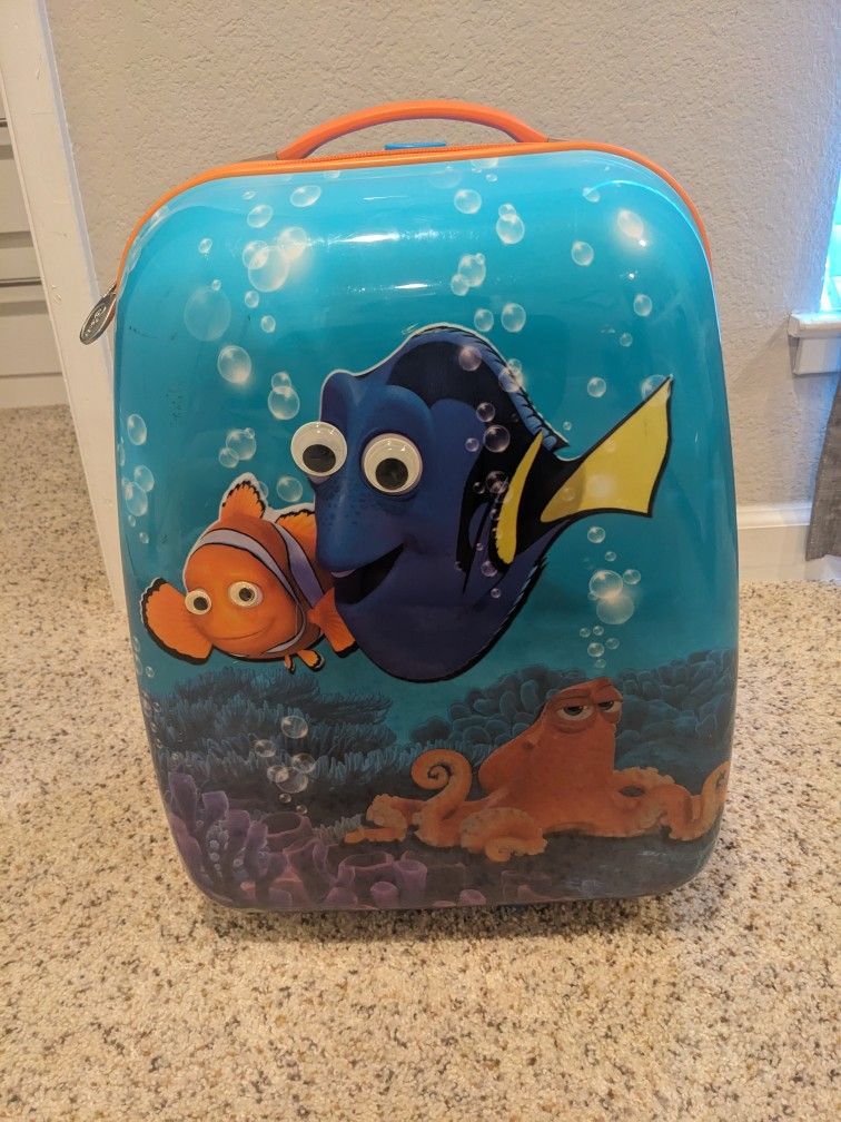 Suitcase Finding Nemo