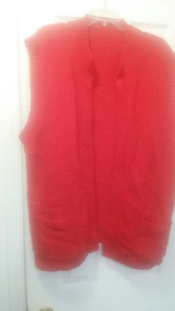 (4X) Red Sweater Vest